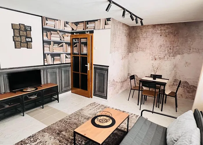 Blue Summer Ii فارنا